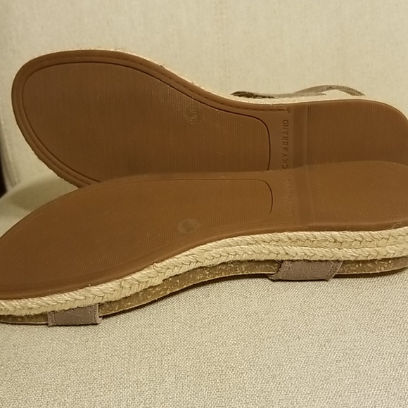 Lucky Brand Gadine Leather Jute Sandals - Picture 12 of 14